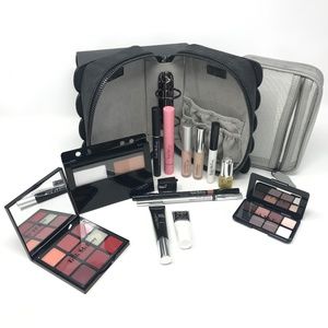 Trish McEvoy Confident Planner Collection - NEW